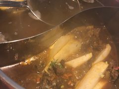 -左庭右院鲜牛肉火锅(金山万达店)