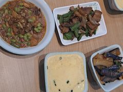 -老乡鸡(西岸凤巢店)