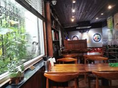 靠窗位-屯屯面(海尔路店)