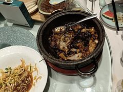 -海派美食·家宴海鲜青岛菜·石锅鲽鱼头(东方城店)
