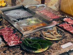 -牛里牛气· 榴莲海鲜鲜牛肉自助火锅·烤肉(横岗店)