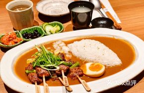 Charcoal-grilled Beef Ribs Curry