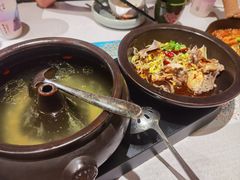 -云海肴·汽锅鸡·云南菜(天山百盛优客店)