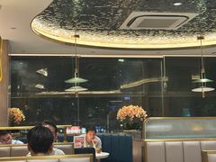 -香港新发烧腊茶餐厅(水围店)