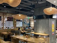 大堂-胡子大厨·超级小炒肉(晶耀前滩店)