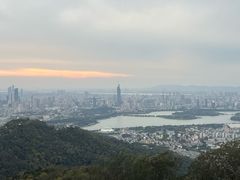 -紫金山山顶公园