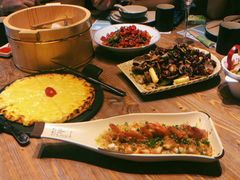 -临界音乐酒馆·小龙虾·江湖菜(华熙LIVE·鱼洞店)