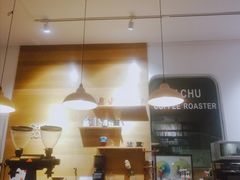 -彳亍咖啡·这里(水湾路店)