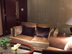 -南京金鹰皇冠假日酒店