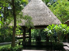 -三亚湾海居铂尔曼度假酒店