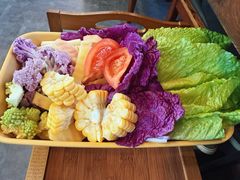 云南特色蔬菜拼盘-花菇朵·云山雀 ll 野生菌锅·野果酸汤·精品滇菜(万柳店)