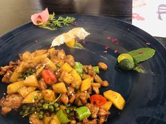 凤梨鸡腿肉-甜阿姨·天台花园私房菜(万松园店)