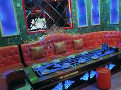 -路边边地标烧烤·川菜·小龙虾·音乐酒馆(良乡长虹店)