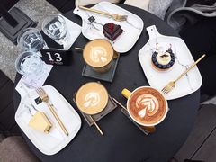 -UNI UNI(环亚凯瑟琳店)