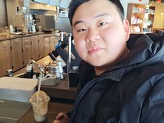 -星巴克(西藏路店)