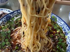 -吾穆勒蓬灰牛肉面·清真(北滨河中路店)