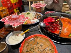 -周小明火锅(黑金冠社区店)