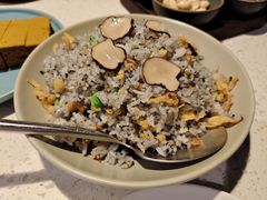 黑松露酱炒饭-半山腰·云南菜(侨福芳草地店)