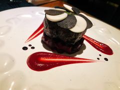 牛里脊肉配甜菜根-AZUL by FUEL蓝色·法式酒馆(琶醍店)