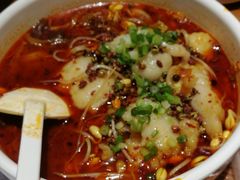 -渝是乎酸菜鱼(龙旗购物中心店)