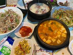 -益百岁牛尾汤(香山路店)