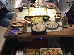 -尚尚仙·酸汤猪手·猪肚鸡火锅(华联万柳购物中心店)