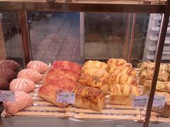 -奈雪的茶(亨特国际广场店)