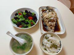 -鲸励母婴月嫂(望京店)