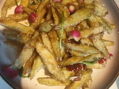 -八府香鸭·啫啫煲(华山路店)