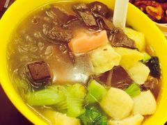 鸭血粉丝砂锅-朱鸿兴面馆(镇湖店)