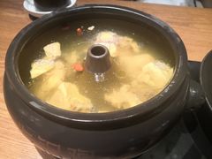 -云海肴·汽锅鸡·云南菜(天山百盛优客店)