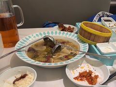 -姚姚酸菜鱼·金戈戈香港豉油鸡(喜荟城联名店)