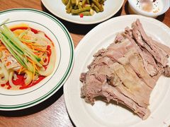 -贯贯吉·清真餐厅(浙江中路店)