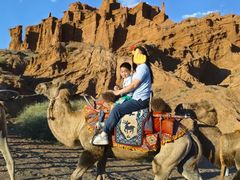 -天山神秘大峡谷