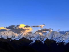 -贡嘎雪山