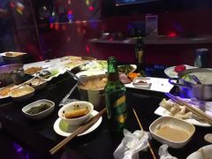 -唯爱KTV聚会餐厅(仙林东城汇店)