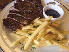 -羽深肉铺 Steak & Wine