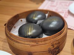 黑金流沙包-顺风汤馆·广府粤菜(江宸天街店)