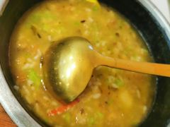 招牌小龙虾红汤泡饭-蜜桃花开·中西融合菜E&W(南长街店)