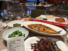 -艳阳天·非遗楚菜(武汉客厅店)
