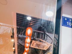 -爆炸头阿姨小四川正宗川味小吃(无任何分店)