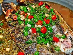 -令狐冲·炭烤活鱼(宝龙店)