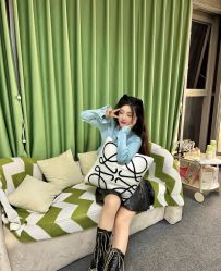 -凡碧诗毛孔清洁收细