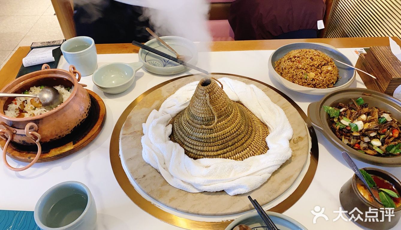 云南蒸汽石锅鱼