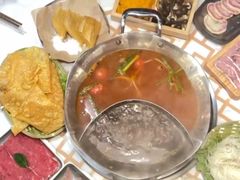 -由衷贵州酸汤牛肉火锅(新桥店)