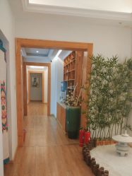 -依灵瑜伽普拉提连锁