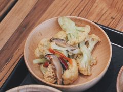香菇炒花菜-一两饭川味素食餐厅