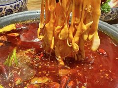 -旧街市鲜货老火锅(大光路店)