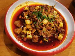 -有红鸡毛店·川菜(建设路店)