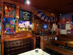 -丽纳尔斯酒吧咖啡LENORE’S BAR(三经街店)